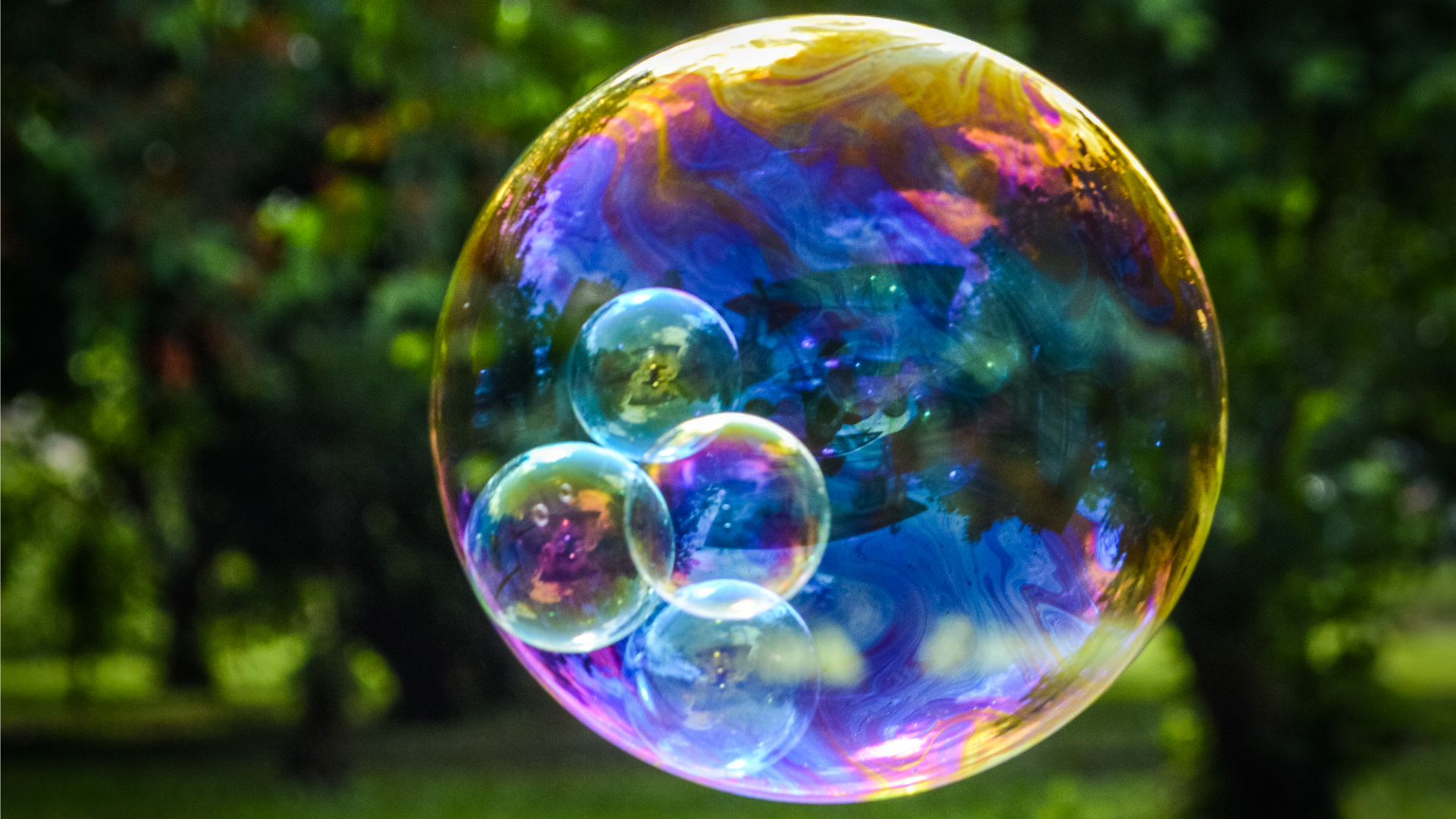 Bubble 1920px